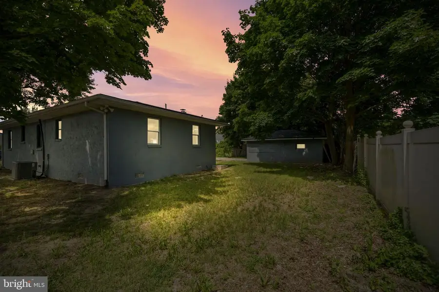 316 W Adams St, Paulsboro, NJ 08066 - #2