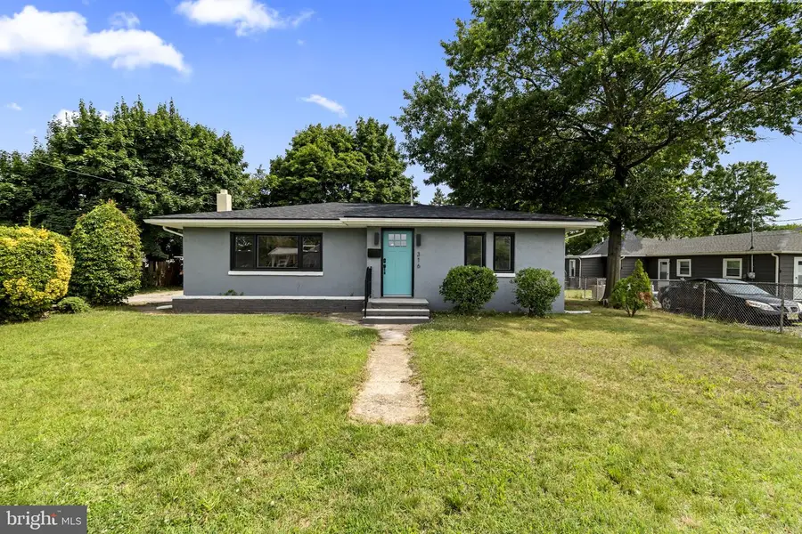 316 W Adams St, Paulsboro, NJ 08066 - #3