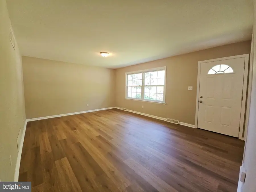 107 N Green St, Clayton, NJ 08312 - #3