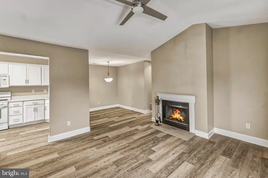 412 Atlanta Ct, Sewell, NJ 08080 - #2