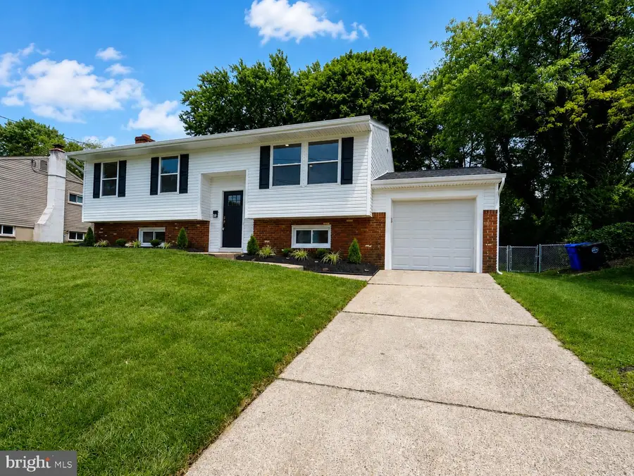 136 Moore St, Woodbury Heights, NJ 08097 - #2