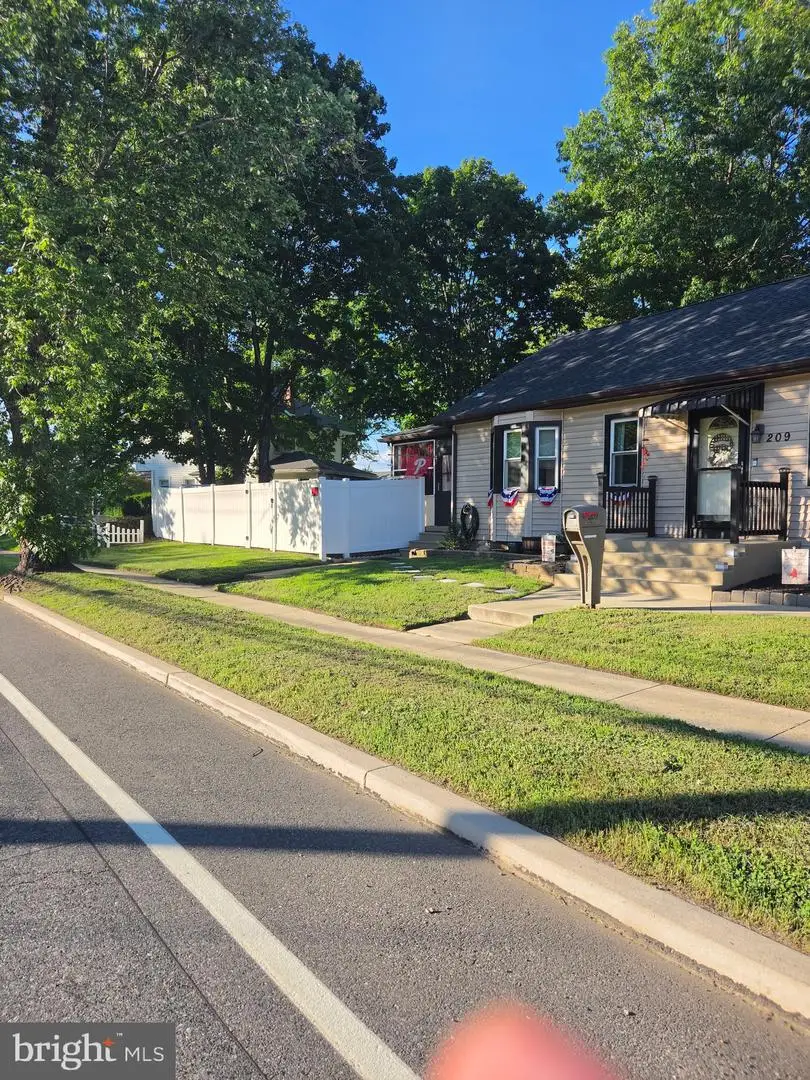 209 Main St, Mantua, NJ 08051 - #3