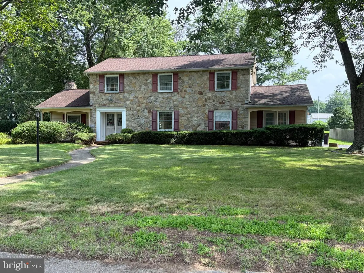 8 Colonial Dr, Clarksboro, NJ 08020 - #1