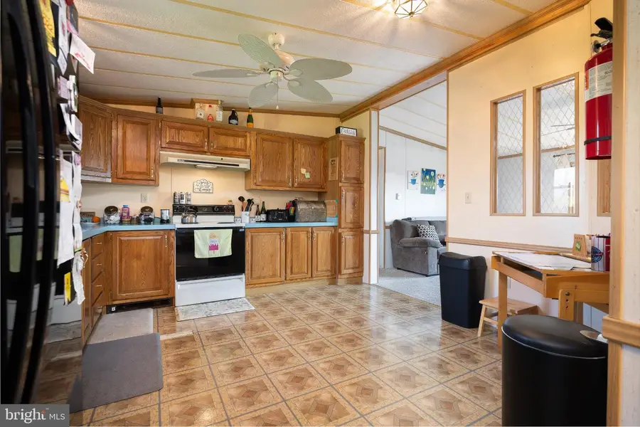 612 Monroeville Rd, Swedesboro, NJ 08085 - #3