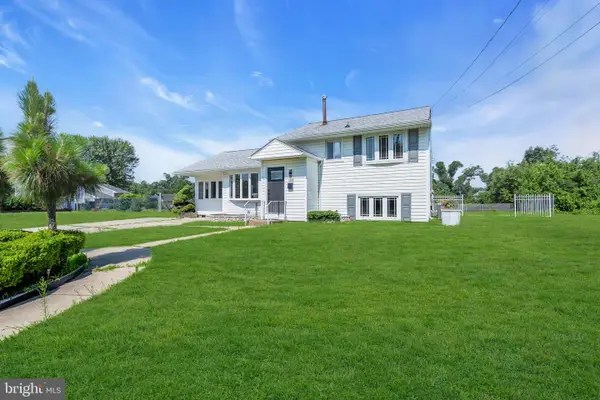 103 Carver Dr, WENONAH, NJ 08090