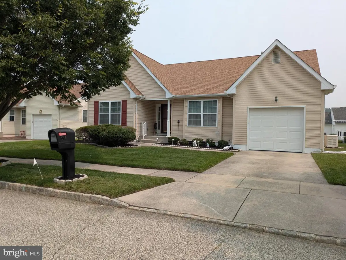 515 Howey Dr, Mullica Hill, NJ 08062 - #1