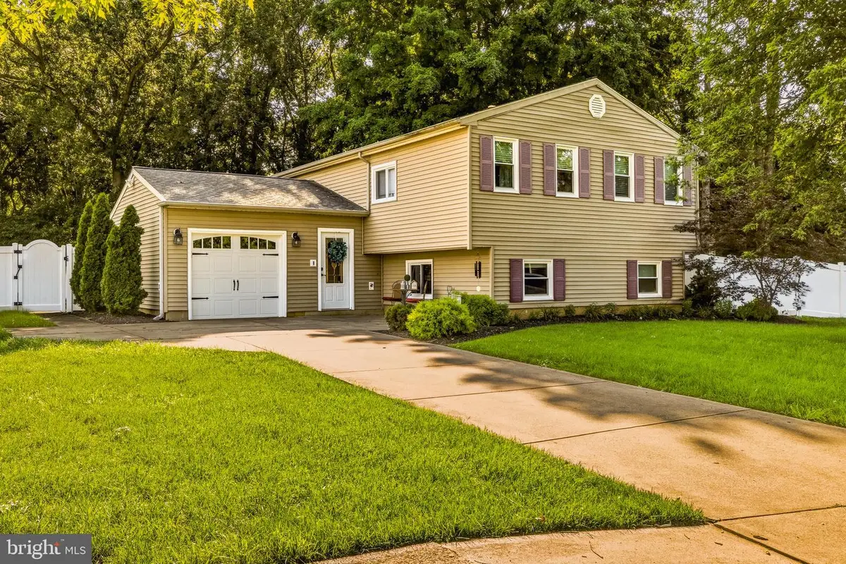 730 Chetwood Ct, West Deptford, NJ 08096 - #1