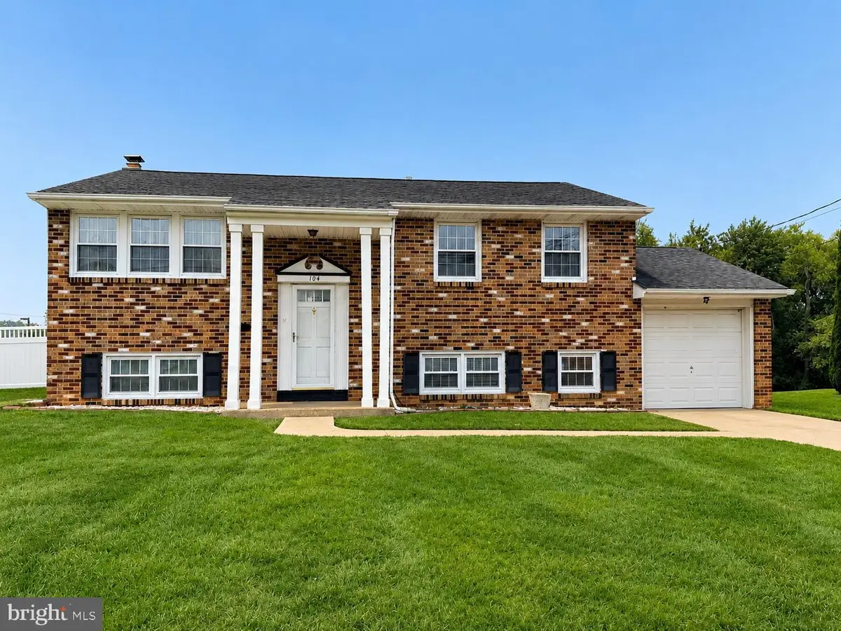 104 Chatham Rd, Blackwood, NJ 08012 - #1