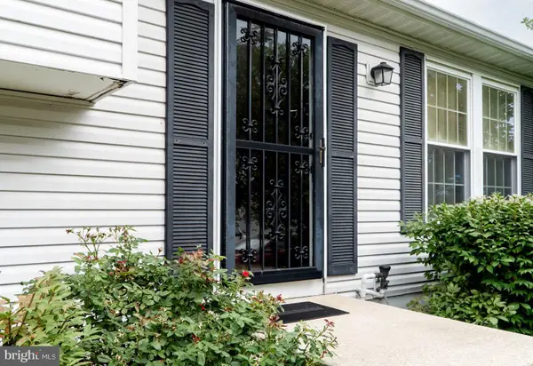 409 Glasgow Rd, WILLIAMSTOWN, NJ 08094