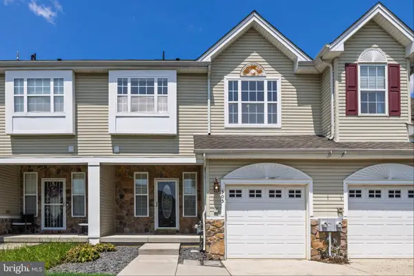 305 Keswick Dr #305, SWEDESBORO, NJ 08085