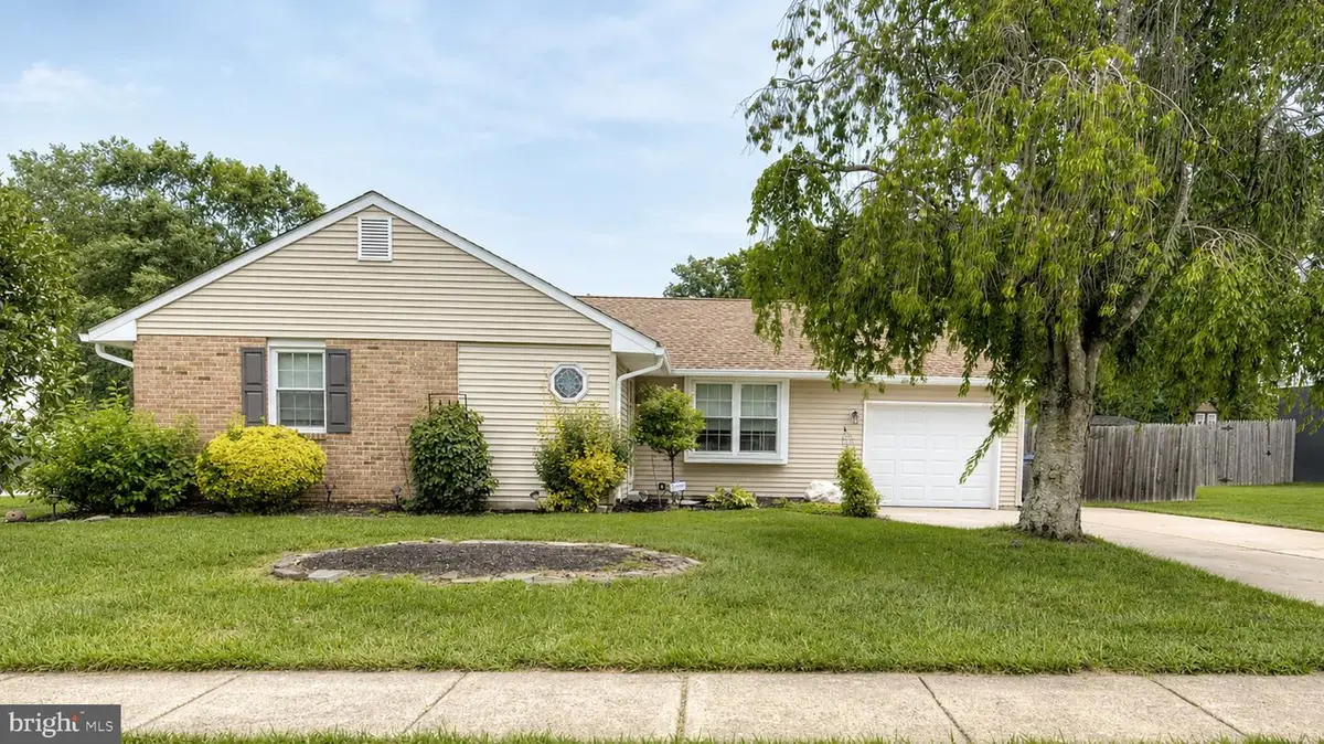 966 N Beecham Rd, Williamstown, NJ 08094 - #1