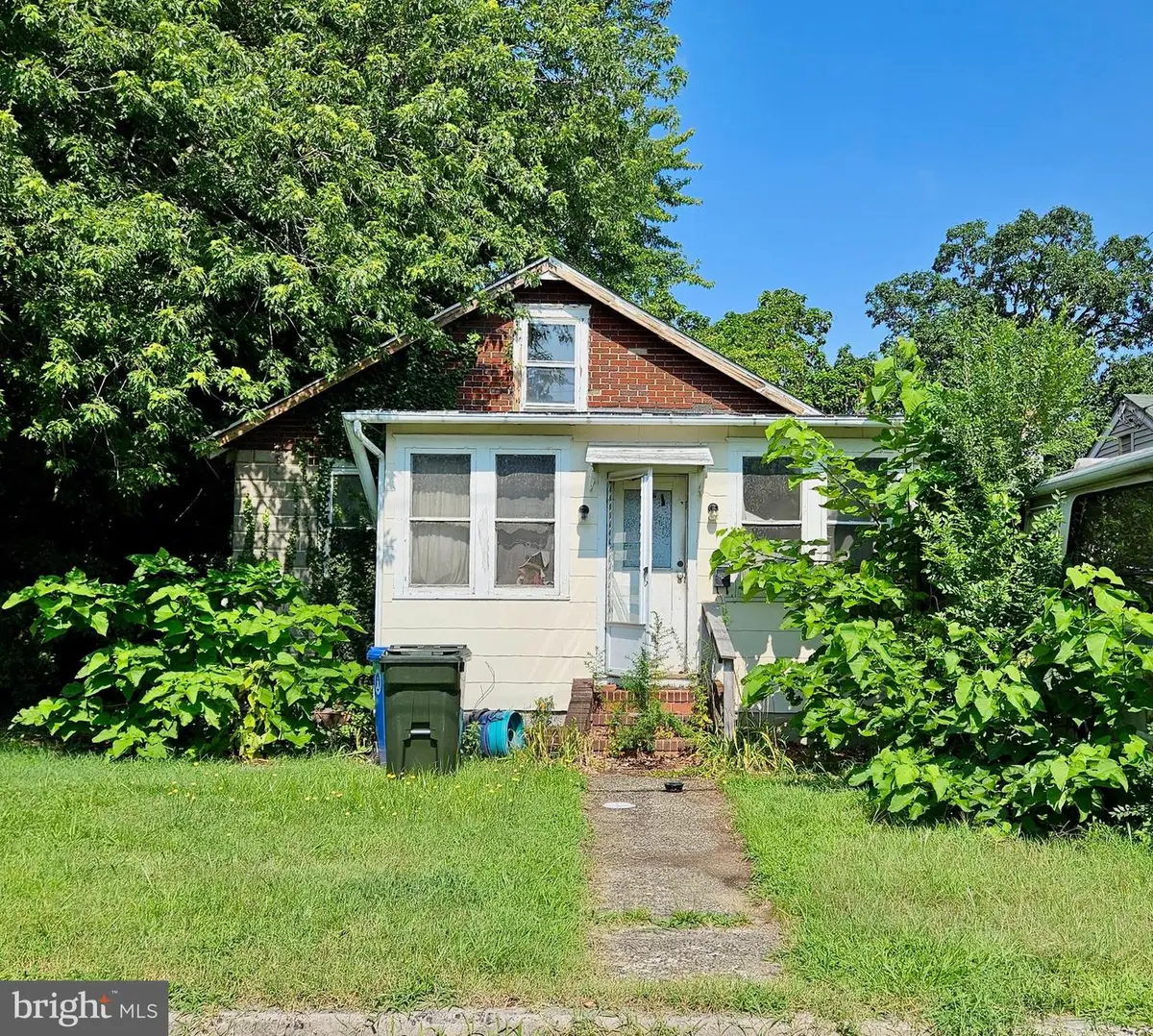 1410 Burkett Ave, West Deptford, NJ 08093 - #1