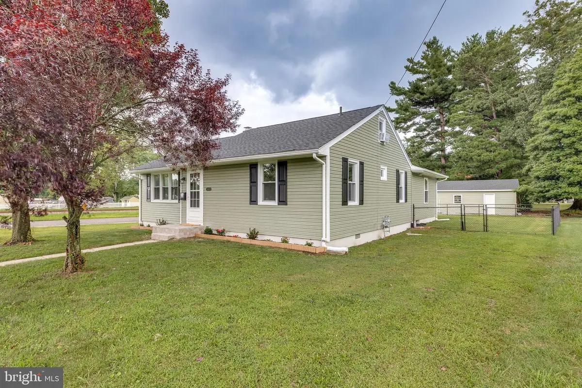 160 E Monmouth Ave, Sewell, NJ 08080 - #1