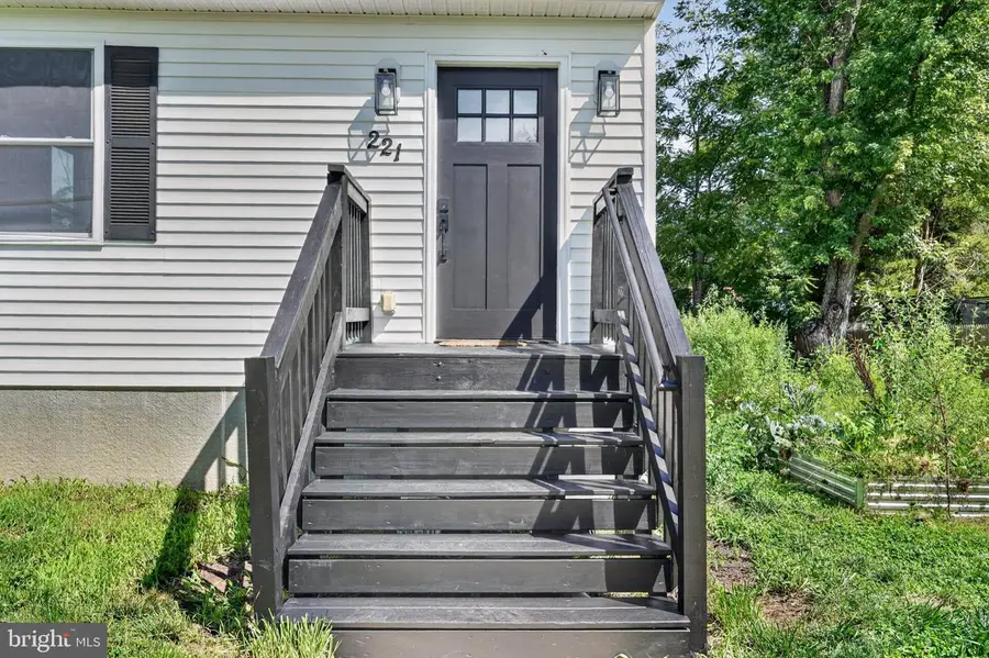 221 Truman Ave, Glassboro, NJ 08028 - #3