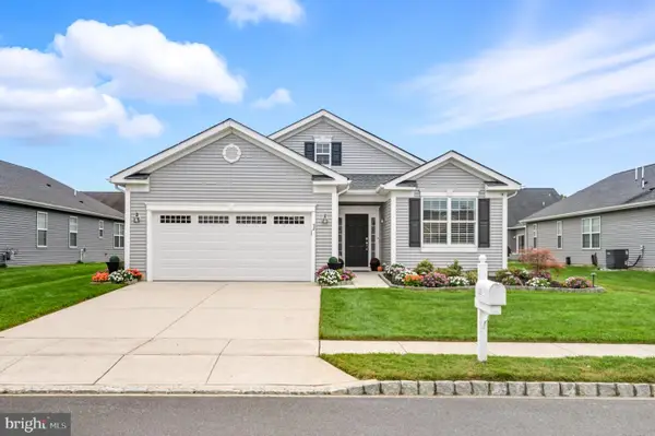 52 Kippen Dr, WILLIAMSTOWN, NJ 08094