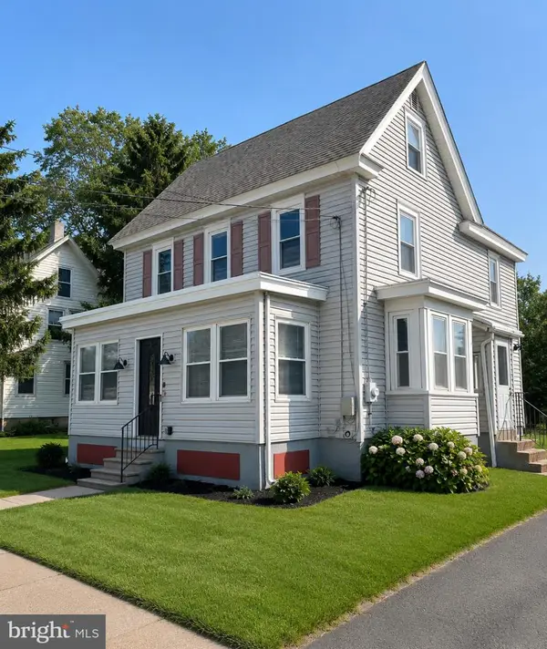 319 Crown Point Rd, WEST DEPTFORD, NJ 08086