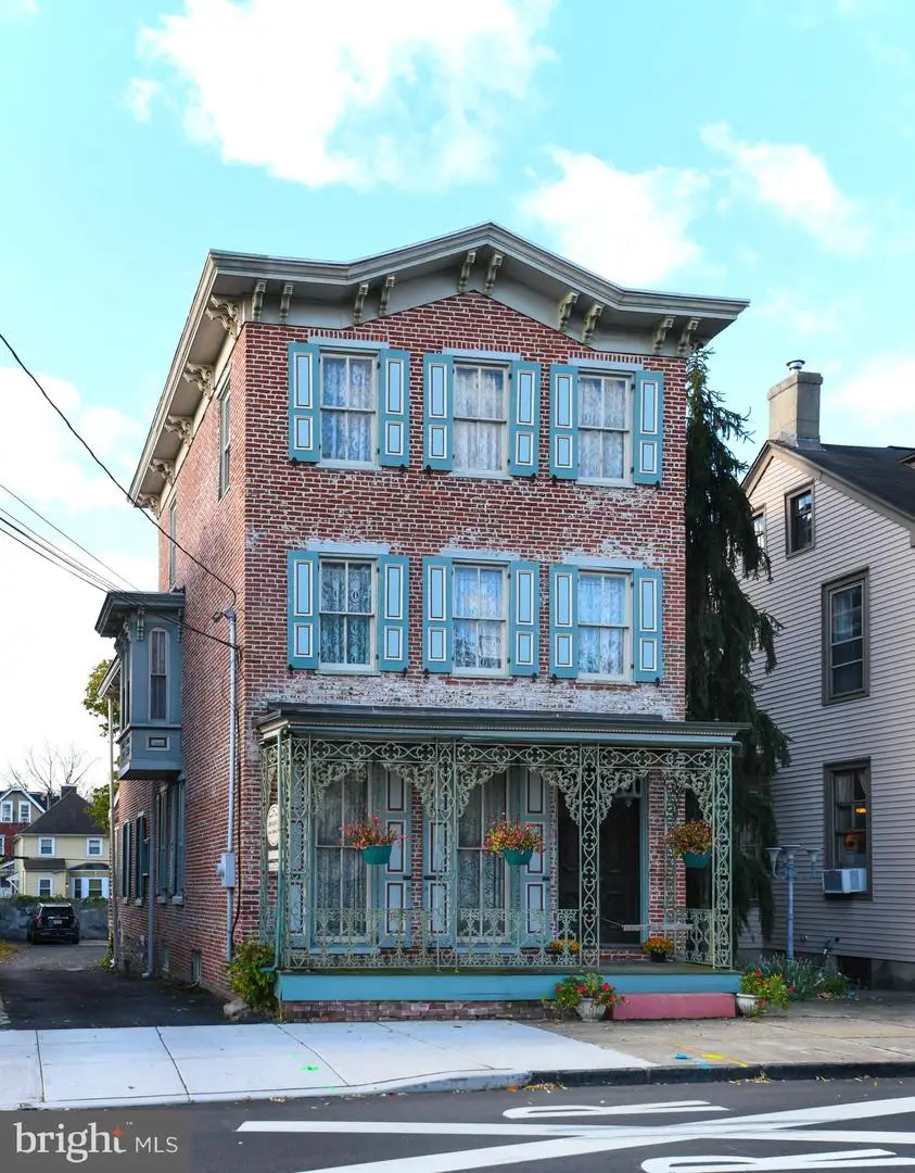 71 Cooper St, Woodbury, NJ 08096 - #2