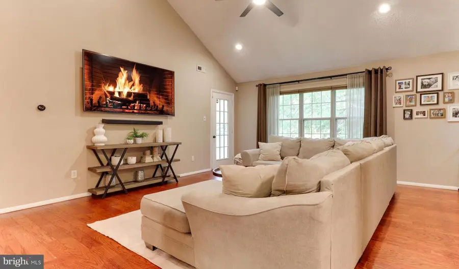 222 Boothby Ct, Sewell, NJ 08080 - #3