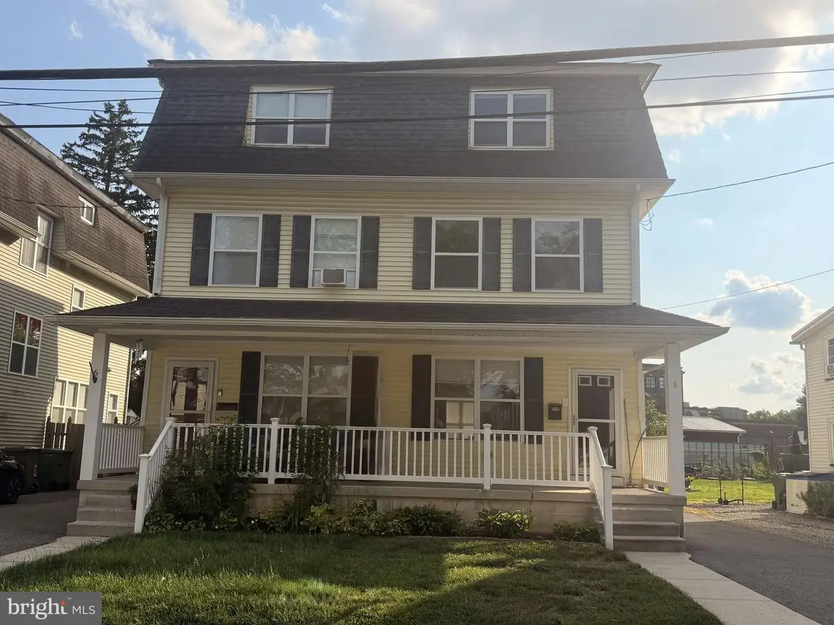 8 Mechanic St, Swedesboro, NJ 08085 - #1
