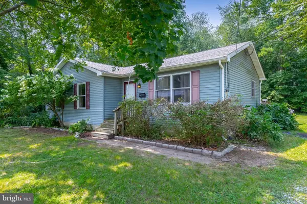 328 Garden Ave, CLAYTON, NJ 08312