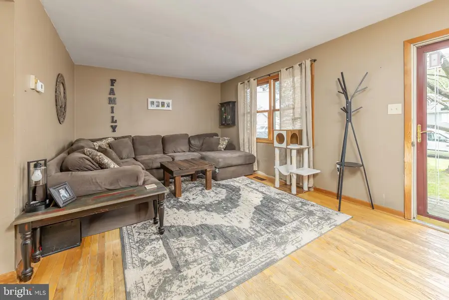 328 Garden Ave, Clayton, NJ 08312 - #3