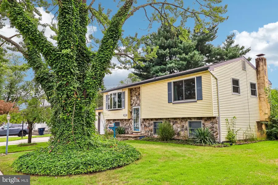 19 Gilbert Ct, Williamstown, NJ 08094 - #3