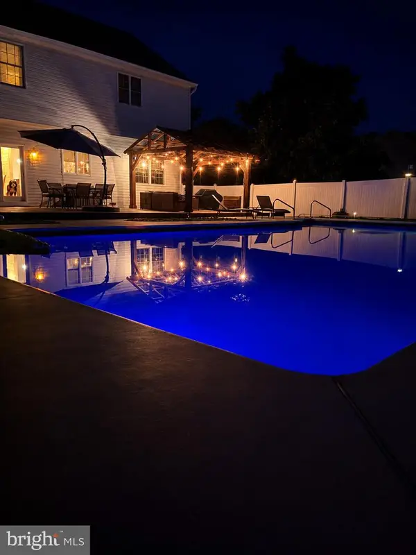 15 Jasmine Way, SEWELL, NJ 08080
