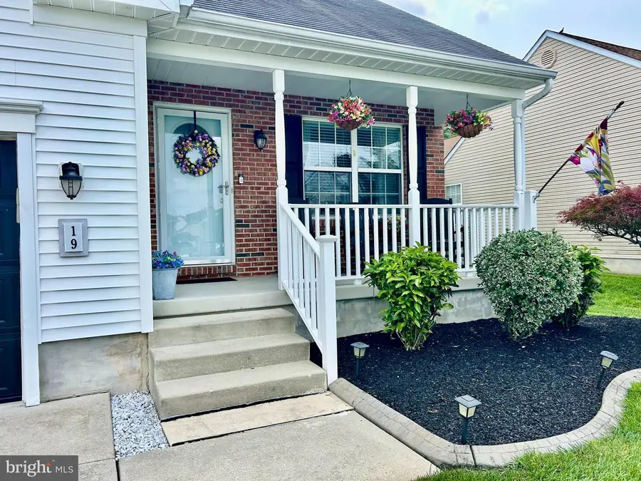 19 Silver Creek Dr, Mantua, NJ 08051 - #2