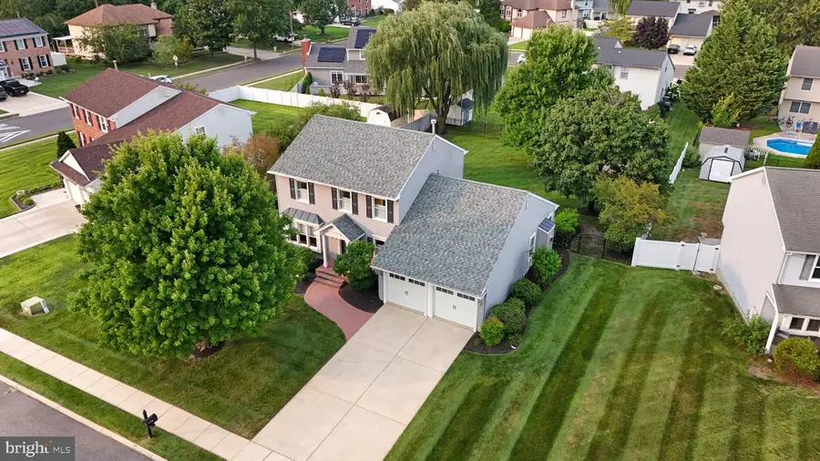 8 Williamsburg Ct, Sewell, NJ 08080 - #2