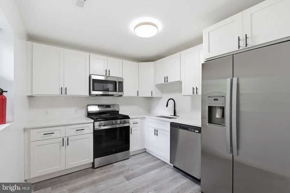 1419 Victory Ave, Williamstown, NJ 08094 - #1