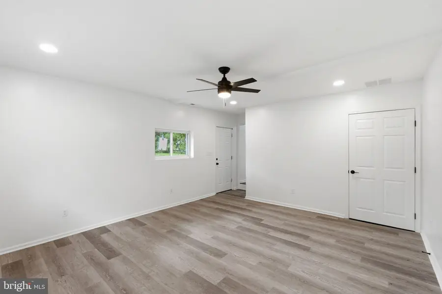 1419 Victory Ave, Williamstown, NJ 08094 - #2