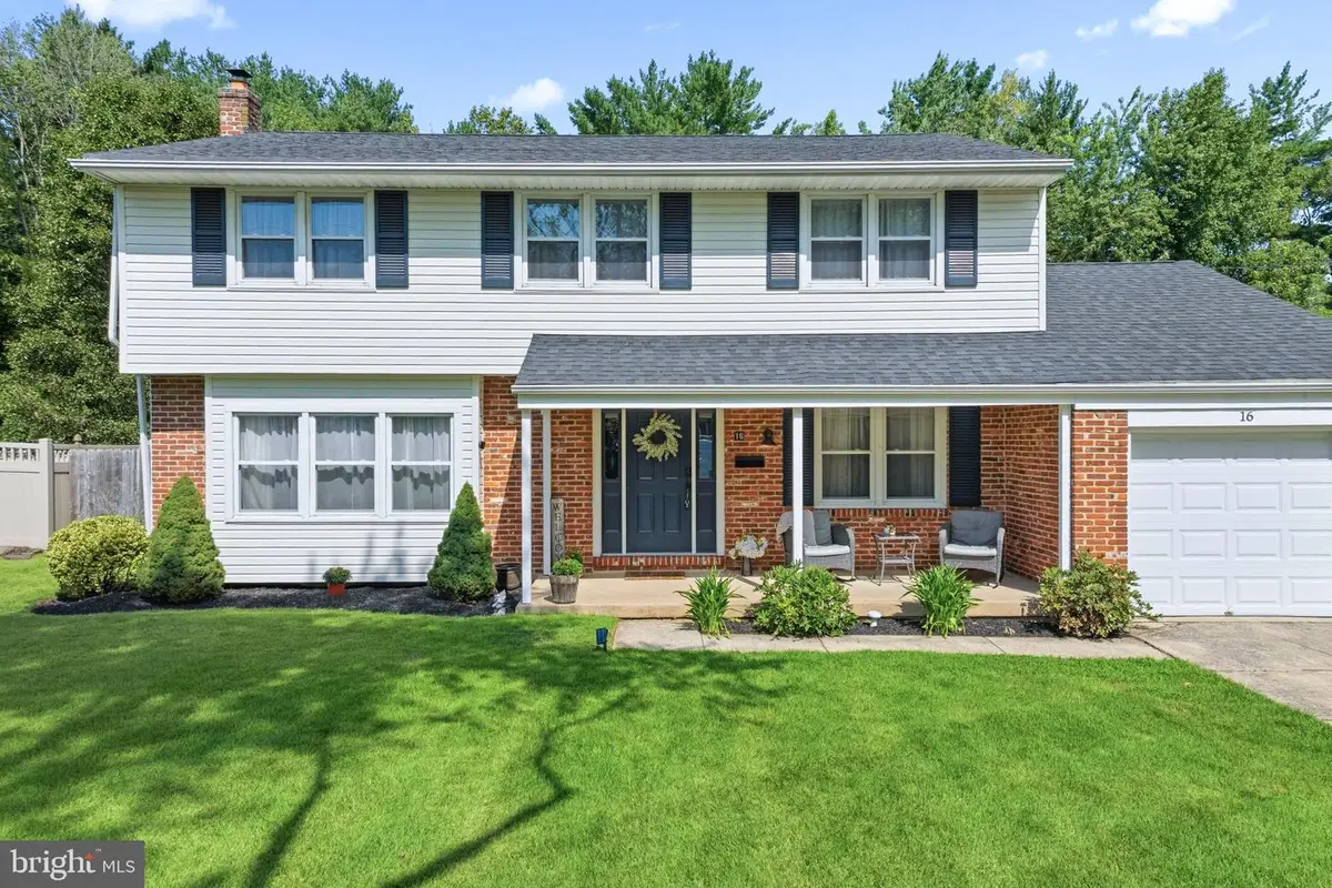 16 Biscayne Blvd, West Deptford, NJ 08096 - #1