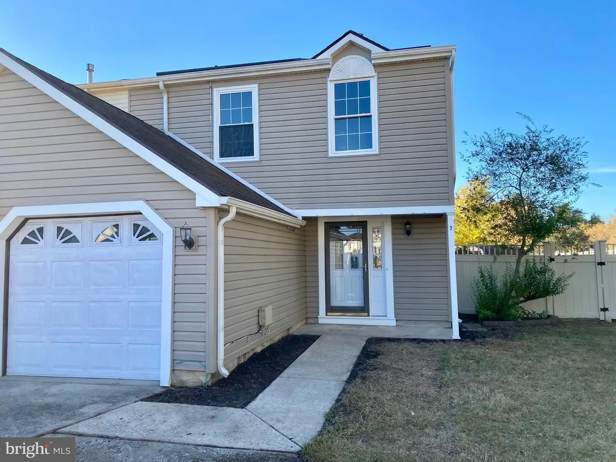 7 Quasar Ct, Sewell, NJ 08080 - #1