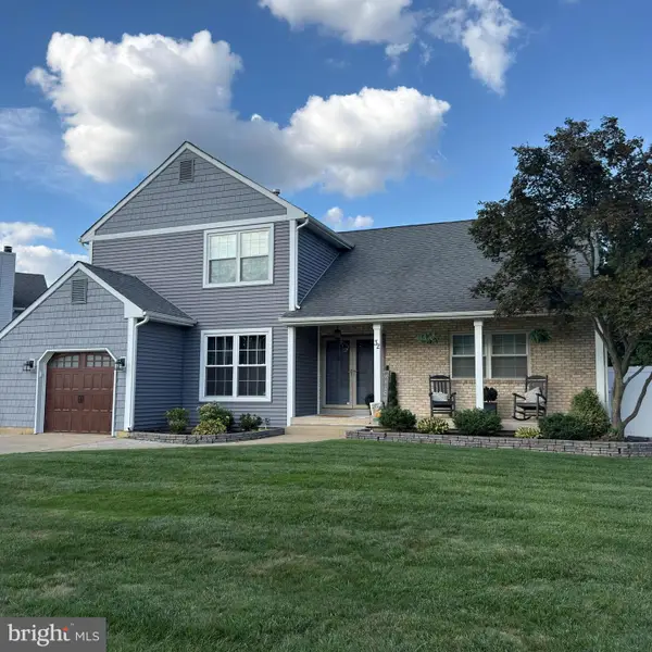 32 Longwood Dr, SICKLERVILLE, NJ 08081