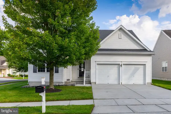 607 Hidden Oaks Dr, DEPTFORD, NJ 08096