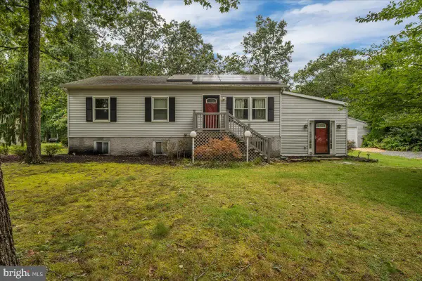 1425 12th Ave, WILLIAMSTOWN, NJ 08094