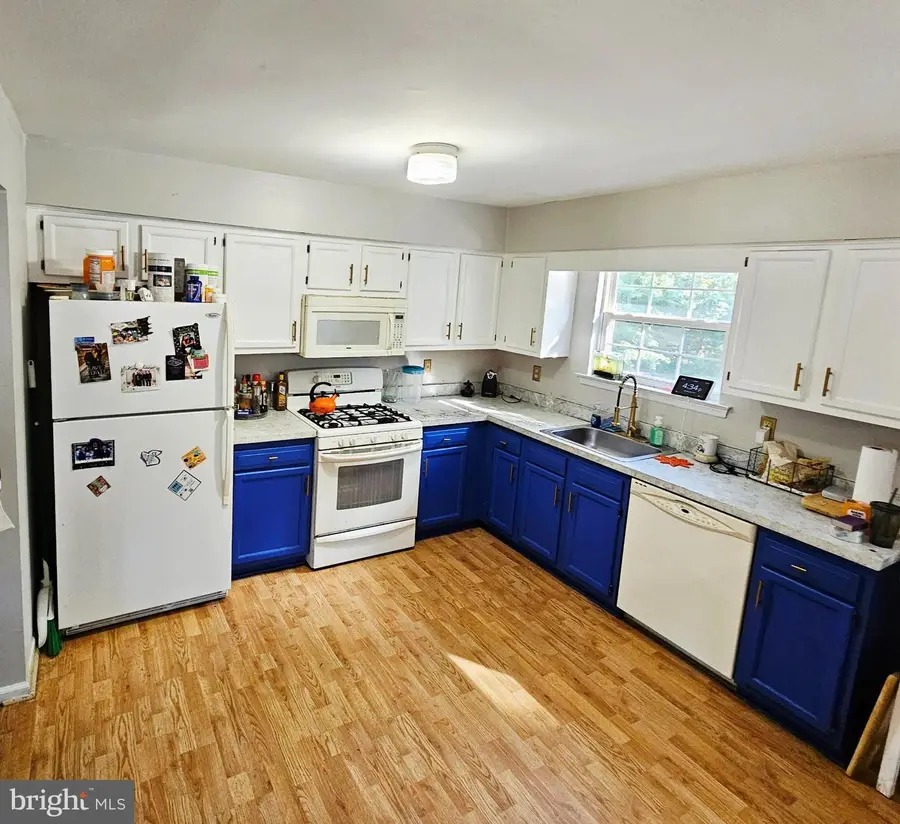 1008 Brown Ln, Clayton, NJ 08312 - #2