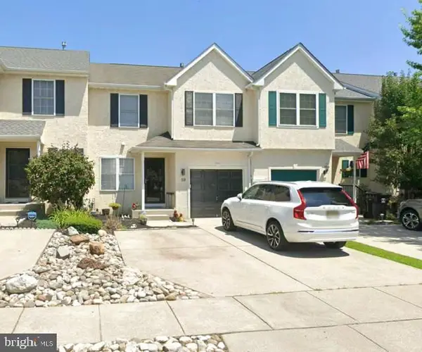 10 Arbour Ln, SEWELL, NJ 08080