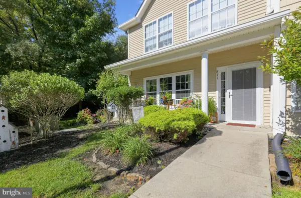 811 Sunflower Way, MANTUA, NJ 08051