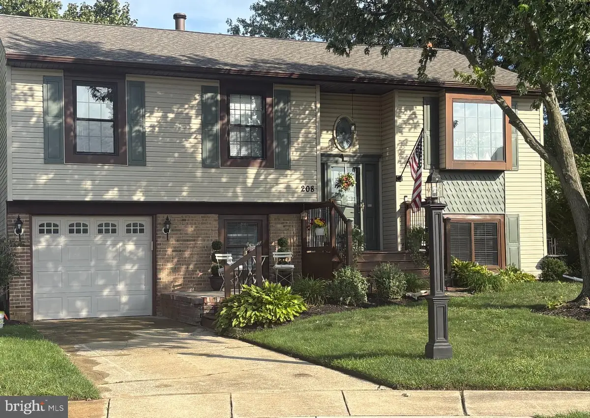 208 Fagan Cir, Williamstown, NJ 08094 - #1