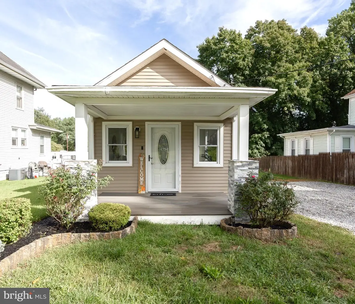 8 Columbia Ave, Newfield, NJ 08344 - #1