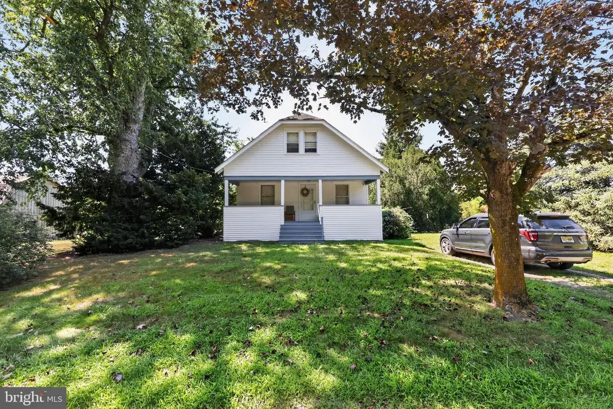 590 Aura Rd, Glassboro, NJ 08028 - #1