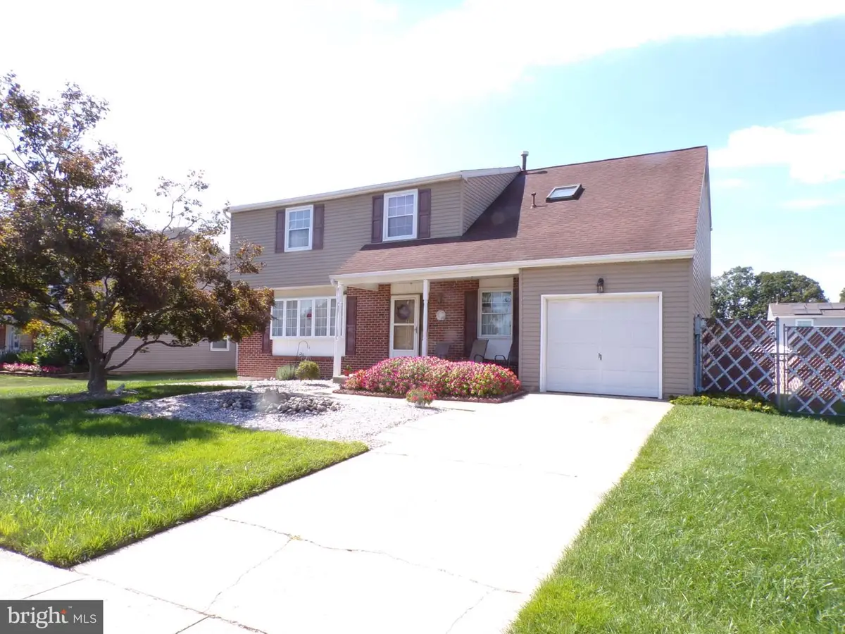 5 Brookside Dr, Sewell, NJ 08080 - #1