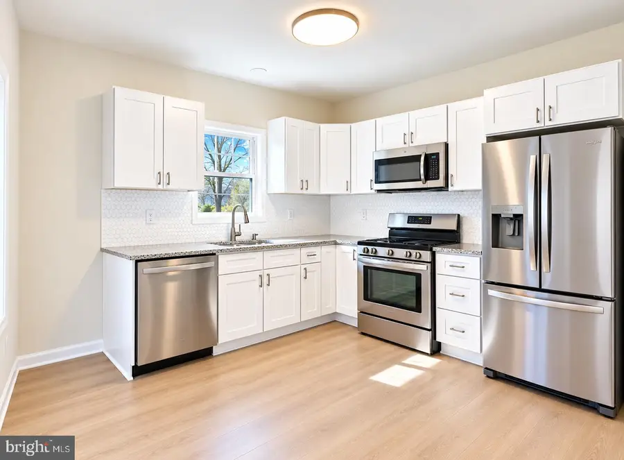 103 Logan Ln, Bridgeport, NJ 08014 - #2