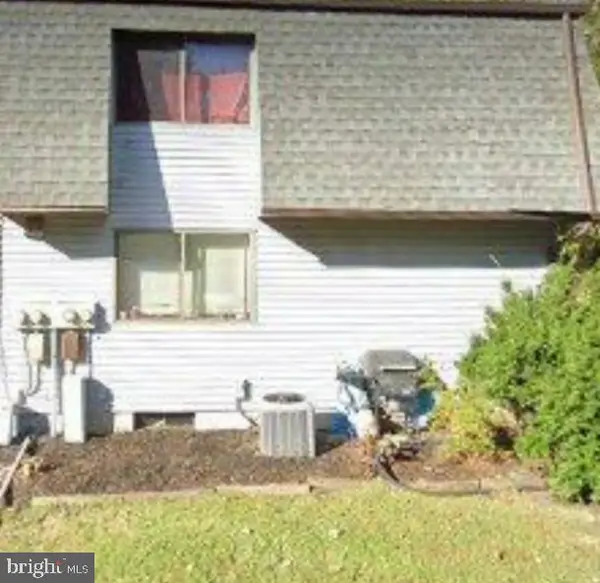 10 Boro Cmns, GLASSBORO, NJ 08028