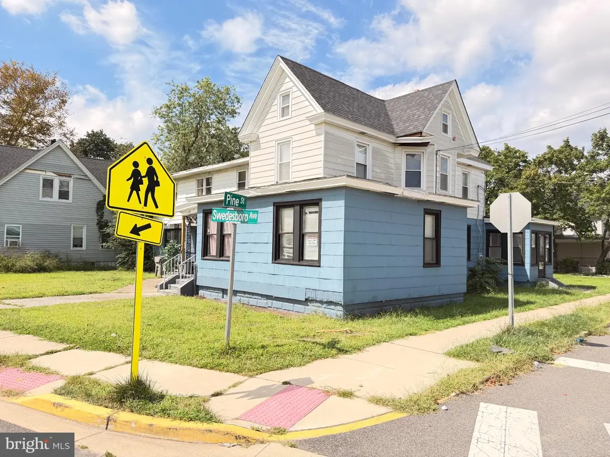 1602 Swedesboro Ave, Paulsboro, NJ 08066 - #1