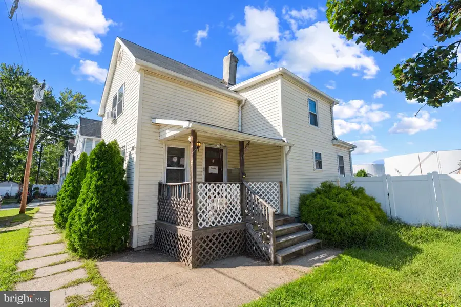 1 Queen St, Paulsboro, NJ 08066 - #3