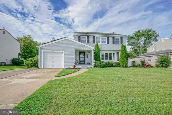 15 Polaris Rd, BLACKWOOD, NJ 08012