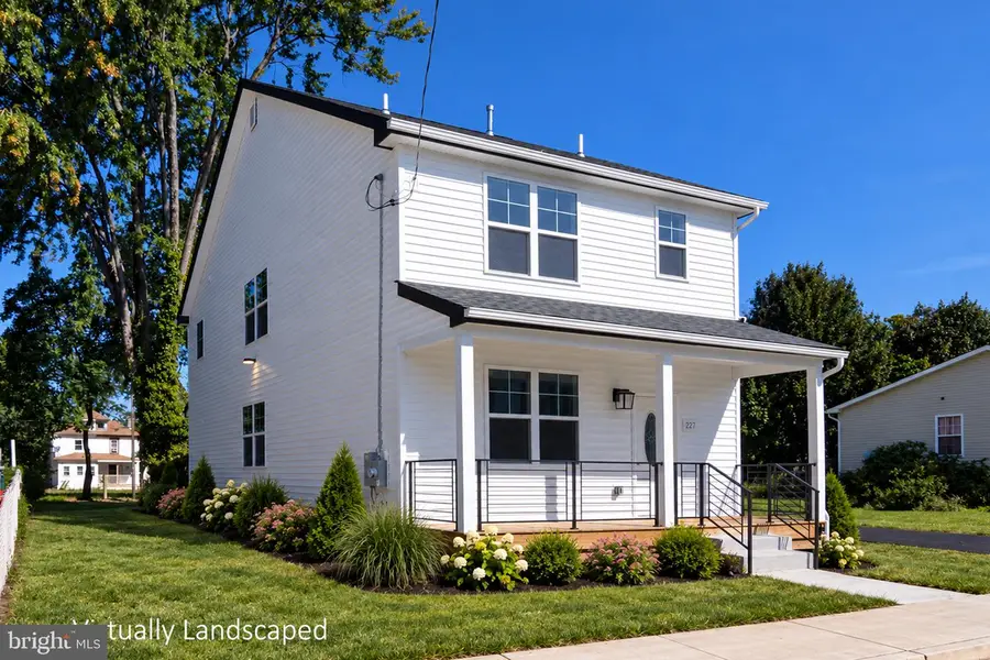 215 Billingsport Rd, Paulsboro, NJ 08066 - #2