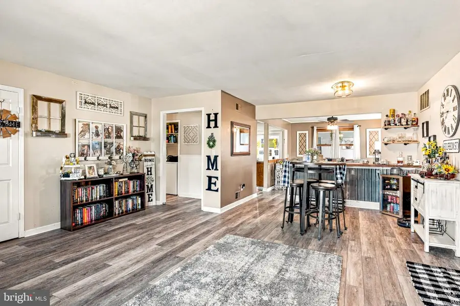 5 Uranus Rd, Sewell, NJ 08080 - #3